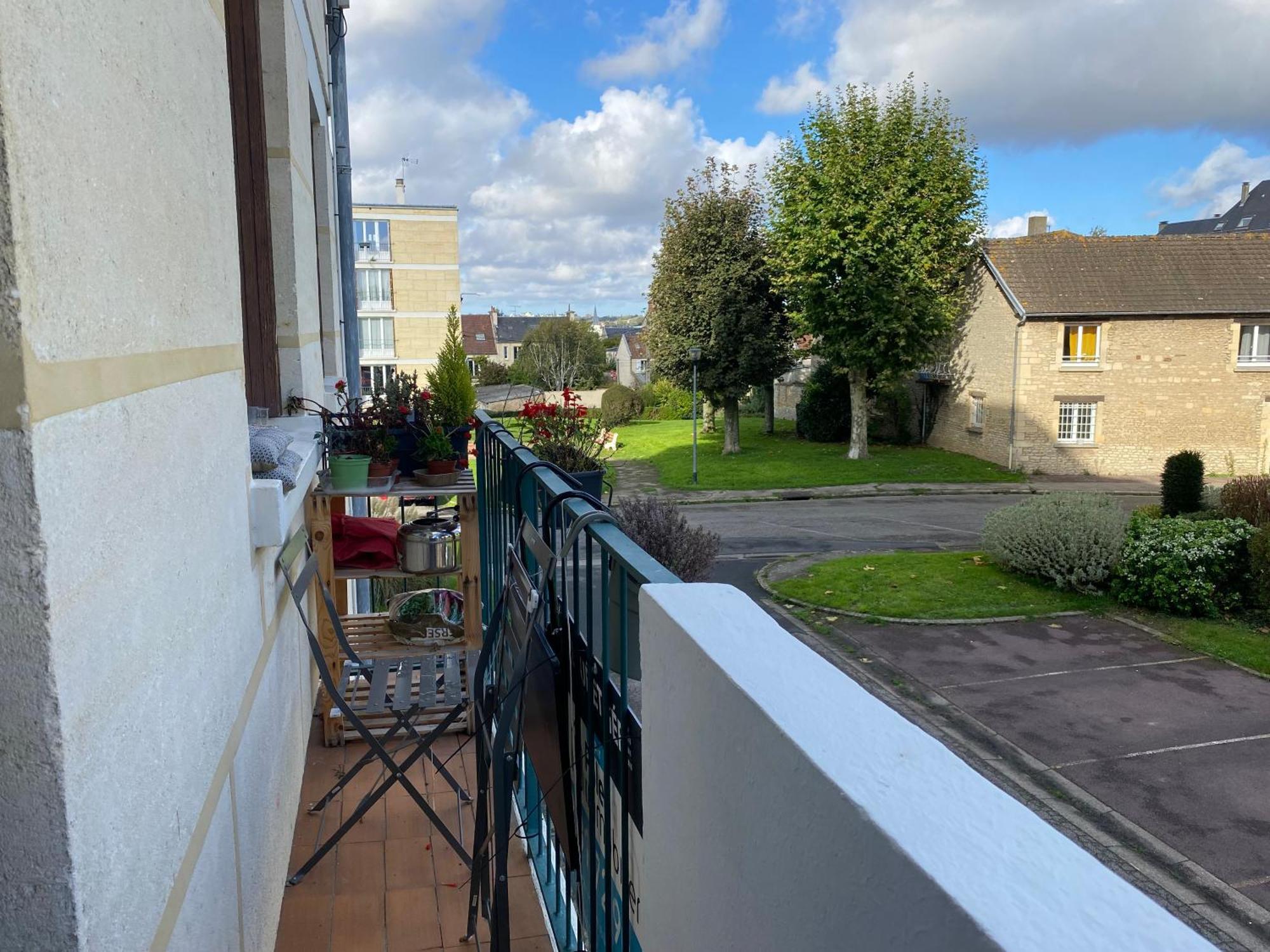 Bel Appartement Spacieux ,Convivial De 3 Chambres Avec Parking Prive Secure Caen Exteriér fotografie