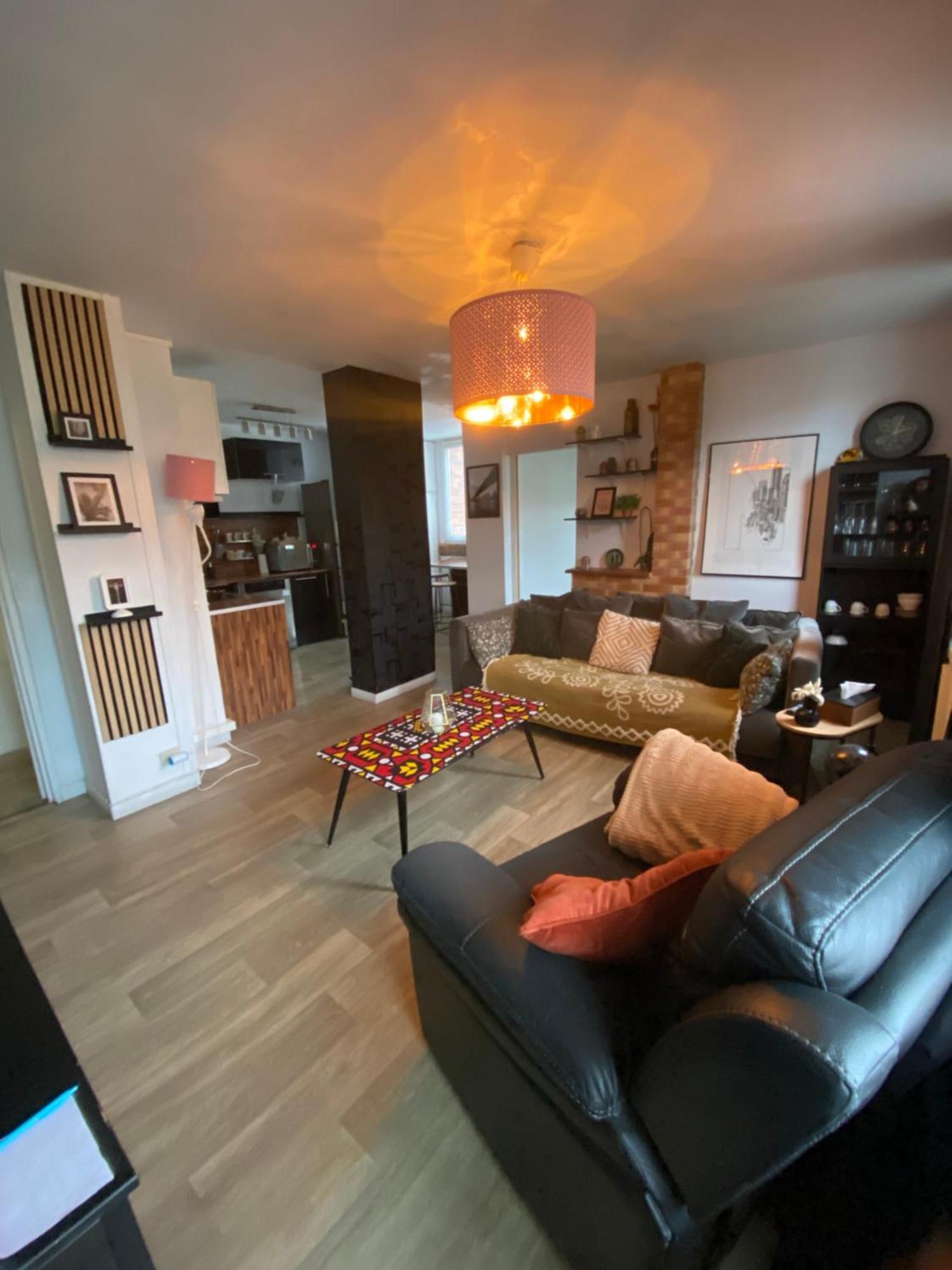 Bel Appartement Spacieux ,Convivial De 3 Chambres Avec Parking Prive Secure Caen Exteriér fotografie