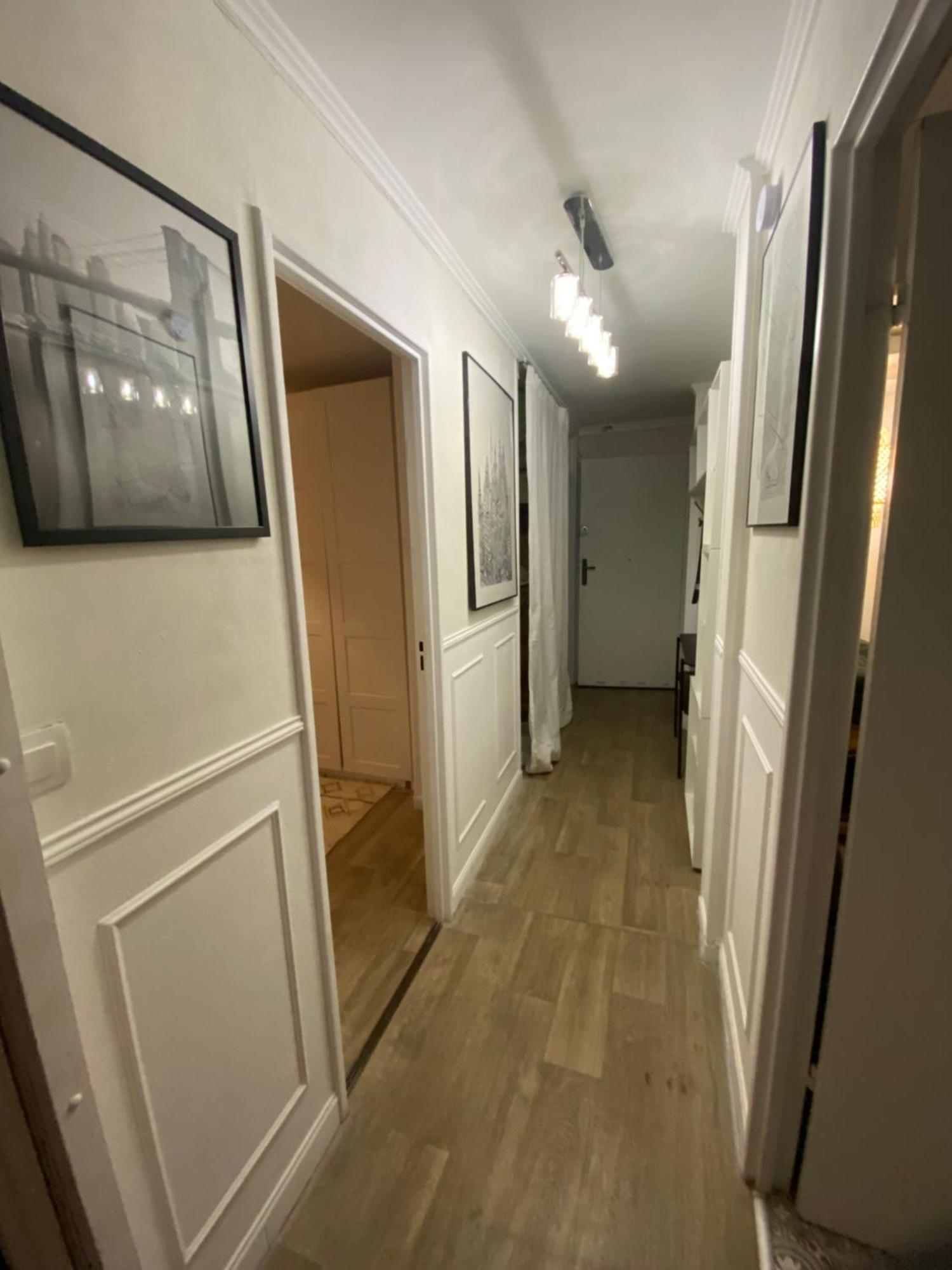 Bel Appartement Spacieux ,Convivial De 3 Chambres Avec Parking Prive Secure Caen Exteriér fotografie
