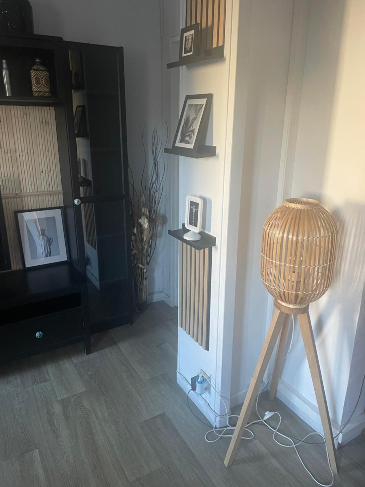 Bel Appartement Spacieux ,Convivial De 3 Chambres Avec Parking Prive Secure Caen Exteriér fotografie
